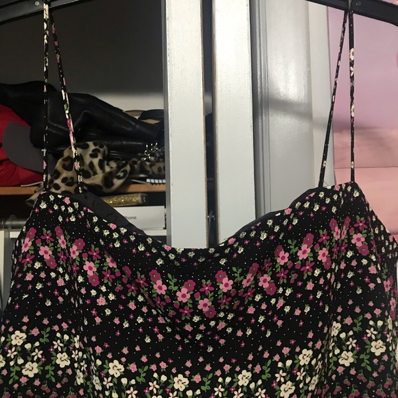 Dress - Picture 3 of 6